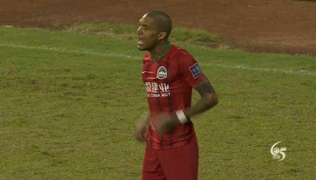 体育官网-【足协杯】卡兰加破僵局钟晋宝怒射 河南2比0重庆